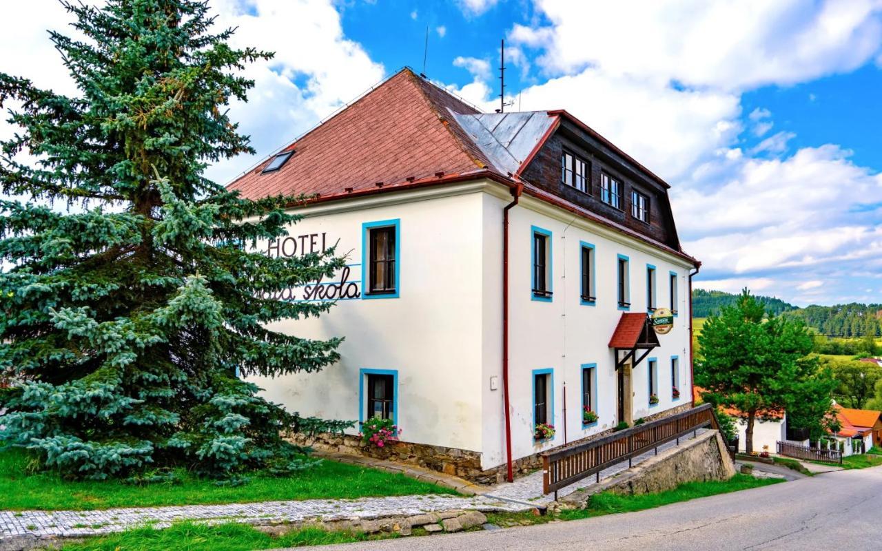 Hotel Stara Skola Na Sumave Hořice na Šumavě Eksteriør billede